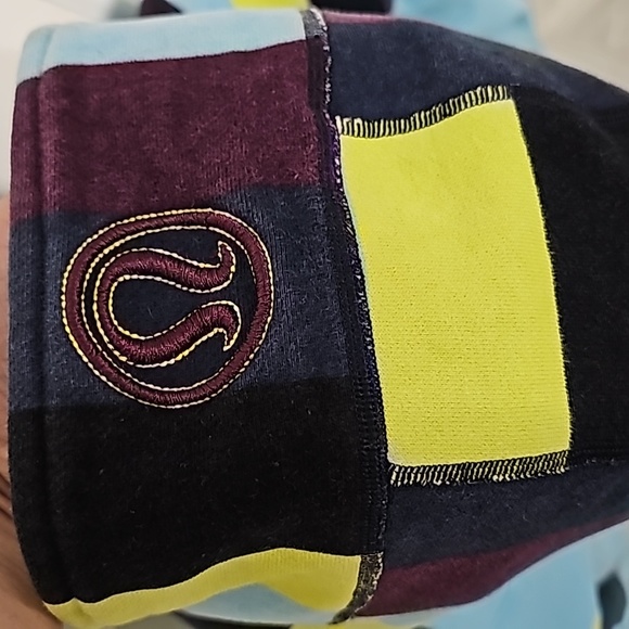 Lulemon Athletica Colorful Hoodie in Size 8 - Picture 5 of 5